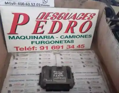 Peça sobressalente para automóvel em segunda mão CENTRALINA DE MOTOR UCE por RENAULT MASTER II PH. 2 PRITSCHE/FGST  Referências OEM IAM 0281011940  8200311550