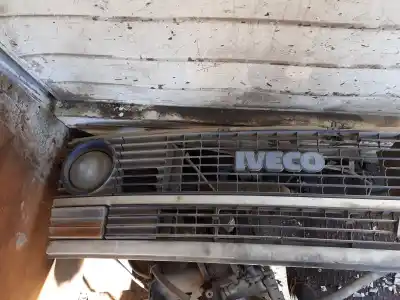 Second-hand car spare part front grille for iveco daily caja cerrada 2.4 diesel oem iam references   