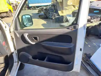 Pezzo di ricambio per auto di seconda mano porta anteriore destra per peugeot partner (s2) combi plus riferimenti oem iam 