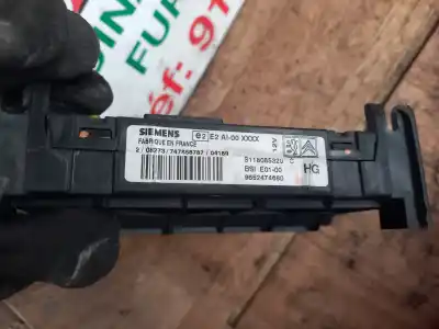 Peça sobressalente para automóvel em segunda mão CAIXA DE FUSÍVEIS E RELÉS por PEUGEOT PARTNER (S1)  Referências OEM IAM 9652474680  