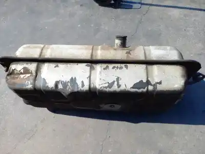 Pièce détachée automobile d'occasion réservoir de carburant pour renault b 120-35/50/55/60/65 messenger 2.5 diesel références oem iam 814027  