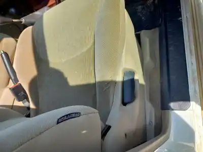 Gebrauchtes Autoersatzteil RECHTER VORDERSITZ zum NISSAN TERRANO/TERRANO.II (R20)  OEM-IAM-Referenzen ZD30  