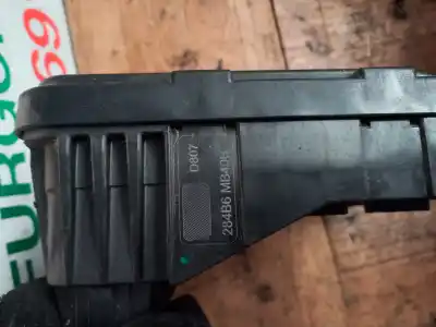 Pezzo di ricambio per auto di seconda mano scatola relè/fusibili per renault maxity 2.5 diesel riferimenti oem iam 284b6mb40b  