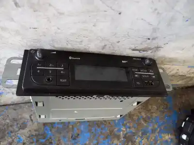 Second-hand car spare part audio system / radio cd for renault express advance 74 cv / 55 kw oem iam references 280215396r  