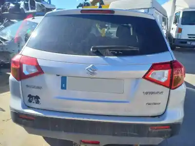 Peça sobressalente para automóvel em segunda mão farolim traseiro direito por suzuki vitara 1.6 ddis comfort 4x4 120 cv / 88 kw referências oem iam d16aa  