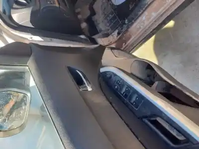 Second-hand car spare part left front door for suzuki vitara 1.6 ddis comfort 4x4 120 cv / 88 kw oem iam references d16aa  