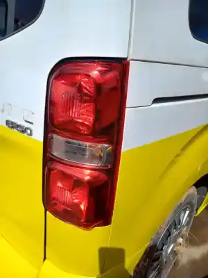 Автозапчасти б/у правый задний фонарь за toyota proace l1 van gx 144 cv / 106 kw ссылки oem iam ah01