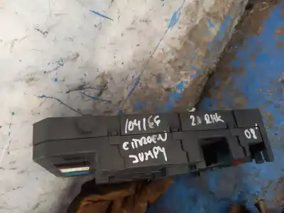 Peça sobressalente para automóvel em segunda mão caixa de fusíveis e relés por citroen jumpy caja/chasis 2.0 i (x_rfh) referências oem iam 9663798380  