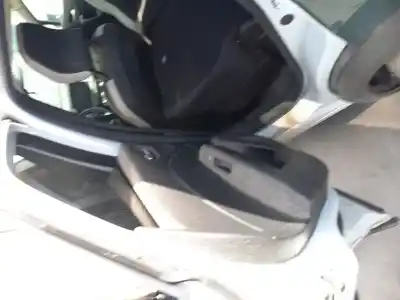 Автозапчасти б/у задняя левая дверь за renault captur ii evolution 157 cv / 116 kw ссылки oem iam h4mb6