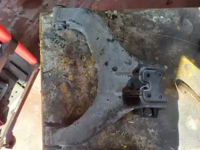 Second-hand car spare part front right upper suspension arm for renault maxity 130 dxi oem iam references zd30  