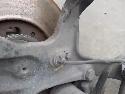 Second-hand car spare part front right knuckle for renault maxity 130 dxi oem iam references zd30  