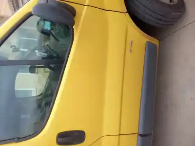 Pezzo di ricambio per auto di seconda mano porta anteriore destra per opel vivaro combi 2.7t corto 101 cv / 74 kw riferimenti oem iam f9qu7