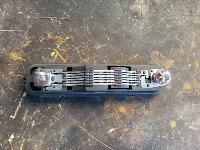 Pezzo di ricambio per auto di seconda mano PORTALAMPADA per OPEL VIVARO 2002 1.9 D DI Riferimenti OEM IAM F9Q  
