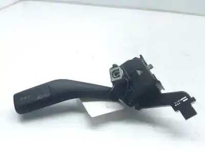 Peça sobressalente para automóvel em segunda mão comutador de piscas  por seat toledo iii (5p2) 1.9 tdi referências oem iam 1k0953513