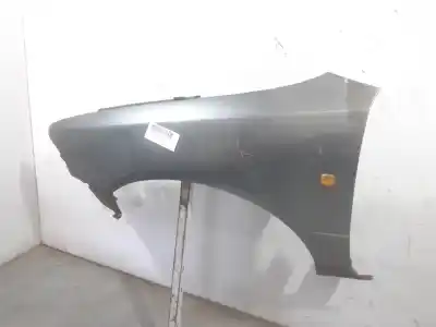 Peça sobressalente para automóvel em segunda mão guarda-lamas dianteiro esquerdo por audi a4 berlina (b5) 1.8 referências oem iam 8d0821105m  