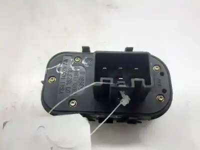 Peça sobressalente para automóvel em segunda mão BOTÃO / INTERRUPTOR ELEVADOR VIDRO DIANTEIRO ESQUERDO por FORD FOCUS BERLINA (CAK)  Referências OEM IAM YS4T14529AA  