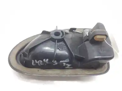 Автозапчасти б/у левая задняя внутренняя ручка за renault clio ii fase i (b/cbo) 1.2 ссылки oem iam 7700423887  