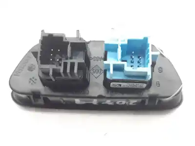 Peça sobressalente para automóvel em segunda mão trocar por renault kadjar business 140 cv / 103 kw referências oem iam 251537474r