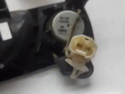 Second-hand car spare part interior right rear handle for lexus is200 (ds2/is2) 220d oem iam references 6773053010