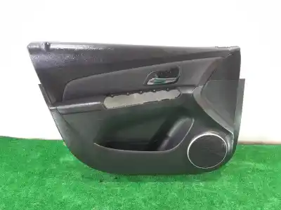 Автозапчасти б/у обивка левой передней двери за chevrolet cruze hatchback lt ссылки oem iam 96940721
