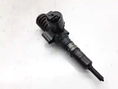 Piesă de schimb auto la mâna a doua injector pentru chrysler sebring berlina 2.0 crd limited referințe oem iam 03g130073g