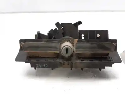 Second-hand car spare part tailgate back door handle for audi a3 (8l) 1.9 tdi oem iam references 8d9827565c  
