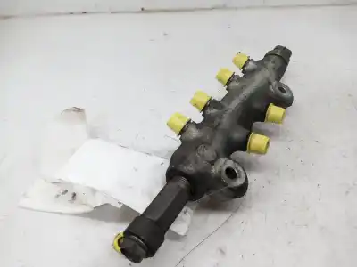 Peça sobressalente para automóvel em segunda mão régua / rampa de injetores por mazda 3 berlina (bk) 2.0 crdt sportive referências oem iam rf7j13g10