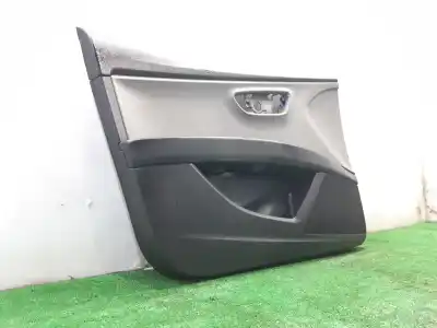 Автозапчасти б/у ОБИВКА ЗАДНЕЙ ЛЕВОЙ ДВЕРИ за SEAT LEON (5F1)  ссылки OEM IAM 5F4867131L  