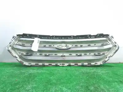 Second-hand car spare part front grille for ford kuga  oem iam references 2058454  