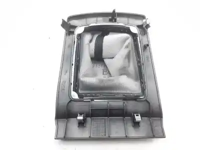 Peça sobressalente para automóvel em segunda mão forra da alavanca de velocidades por ford focus turnier (cb4) trend referências oem iam 4m51a044h82