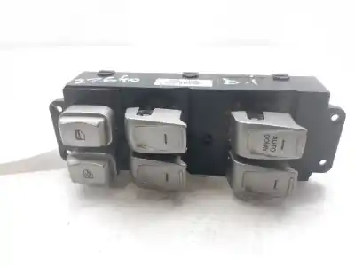 Second-hand car spare part left front power window switch for ssangyong tivoli line 4x2 oem iam references 8581135000  