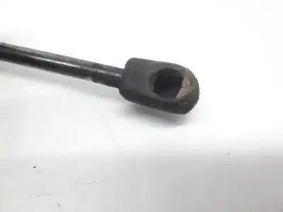 Pièce détachée automobile d'occasion vérin de capot pour seat leon (1m1) sport f.r. 150 cv / 110 kw références oem iam 1m0823359a  