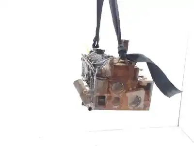 Pièce détachée automobile d'occasion culasse du moteur pour renault trafic (desde 5.89) t 1400 références oem iam   