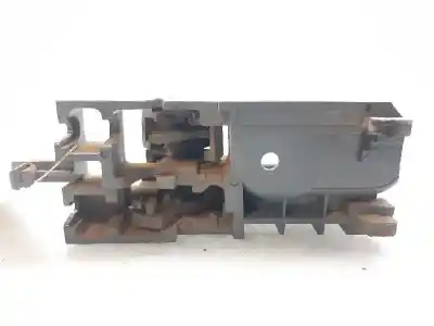 Second-hand car spare part interior right rear handle for toyota hilux (kun) double cab sol 4x4 oem iam references 692050d070b3