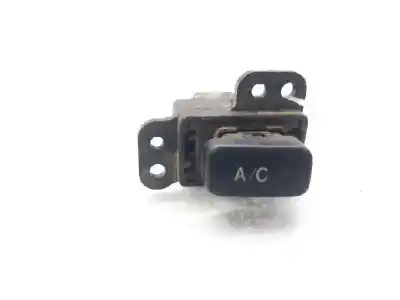 Second-hand car spare part switch for toyota hilux (kun) double cab sol 4x4 oem iam references 153984