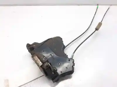 Second-hand car spare part front right door lock for toyota hilux (kun) double cab sol 4x4 oem iam references 690300k070