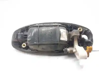 Second-hand car spare part exterior left front door handle for hyundai santa fe (sm) 2.0 gls crdi 4x4 oem iam references 8265026000  