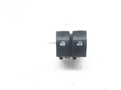 Peça sobressalente para automóvel em segunda mão BOTÃO / INTERRUPTOR ELEVADOR VIDRO DIANTEIRO ESQUERDO por RENAULT MEGANE II BERLINA 5P  Referências OEM IAM 315040A  