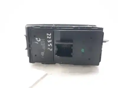 Peça sobressalente para automóvel em segunda mão botão / interruptor elevador vidro dianteiro esquerdo por opel insignia a sedán (g09) 2.0 cdti (69) referências oem iam 13305011  