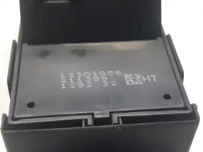 Peça sobressalente para automóvel em segunda mão botão / interruptor elevador vidro dianteiro direito por opel insignia a sedán (g09) 2.0 cdti (69) referências oem iam 13301886