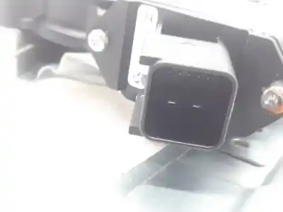 Peça sobressalente para automóvel em segunda mão elevador de vidros traseiro direito por opel insignia a sedán (g09) 2.0 cdti (69) referências oem iam 20952451