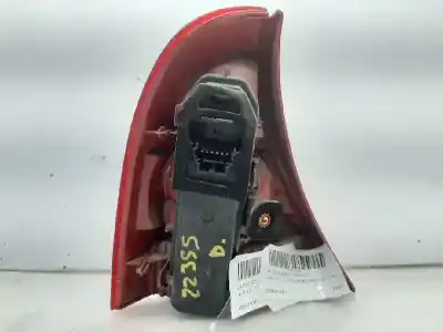 Second-hand car spare part right tailgate light for renault clio ii fase ii (b/cb0) authentique 58 cv / 43 kw oem iam references 8200917487  