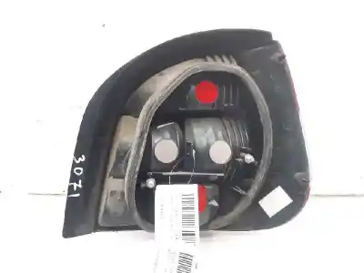 Pièce détachée automobile d'occasion feu arrière gauche pour renault scénic i monospace (ja0/1_, fa0_) 1.9 dti (ja1u) références oem iam 7700428054  