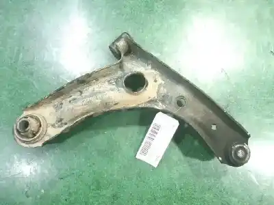 Автозапчасти б/у передний левый нижний рычаг подвески за peugeot 107 (pm_, pn_) 1.0 ссылки oem iam 3520q2