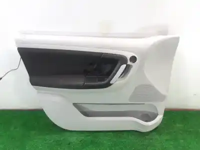 Peça sobressalente para automóvel em segunda mão forra / revestimento da porta dianteira esquerda por skoda fabia (5j2 ) young referências oem iam 5j1867011