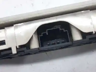 Автозапчасти б/у внутренний свет за audi a6 c6 (4f2) 2.4 ссылки oem iam 4f0947111  