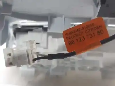 Second-hand car spare part interior light for peugeot 208 (p2) active oem iam references 9674441377  