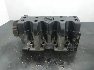 Pièce détachée automobile d'occasion culasse du moteur pour peugeot 106 (s2) max d références oem iam 0200h9  