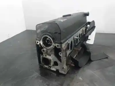 Pièce détachée automobile d'occasion culasse du moteur pour peugeot 106 (s2) max d références oem iam 0200h9  