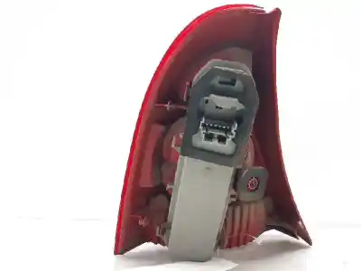 Pezzo di ricambio per auto di seconda mano luci posteriori destra per renault clio ii fase ii (b/cb0) base authentique 75 cv / 55 kw riferimenti oem iam 8200917487  